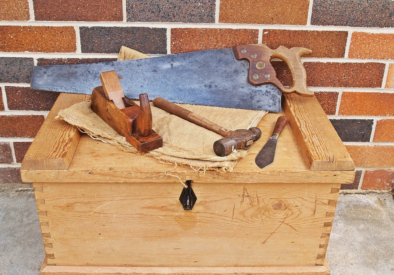 Quels sont les outils pour travailler le bois?