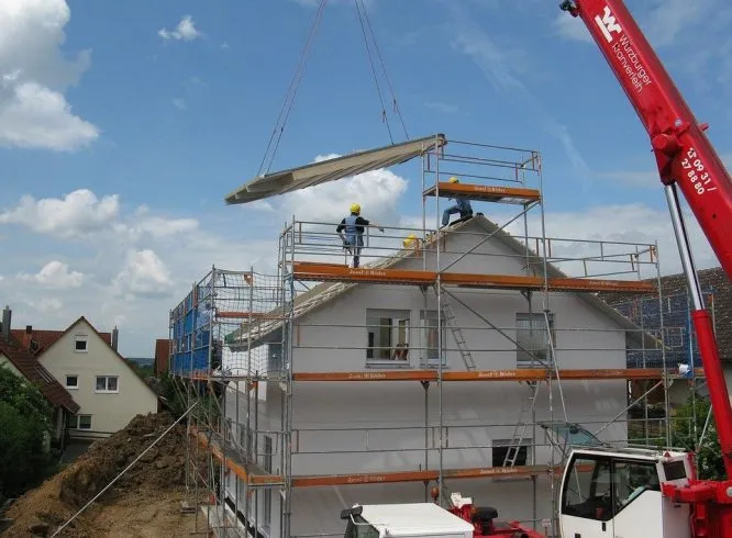Que fait un constructeur de maisons individuelles?