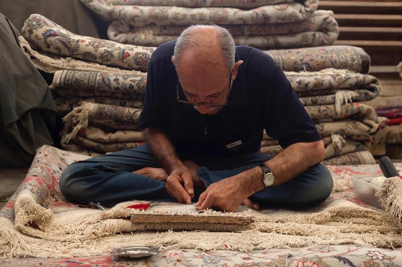 Comment décorer son intérieur avec un tapis berbère fait main?