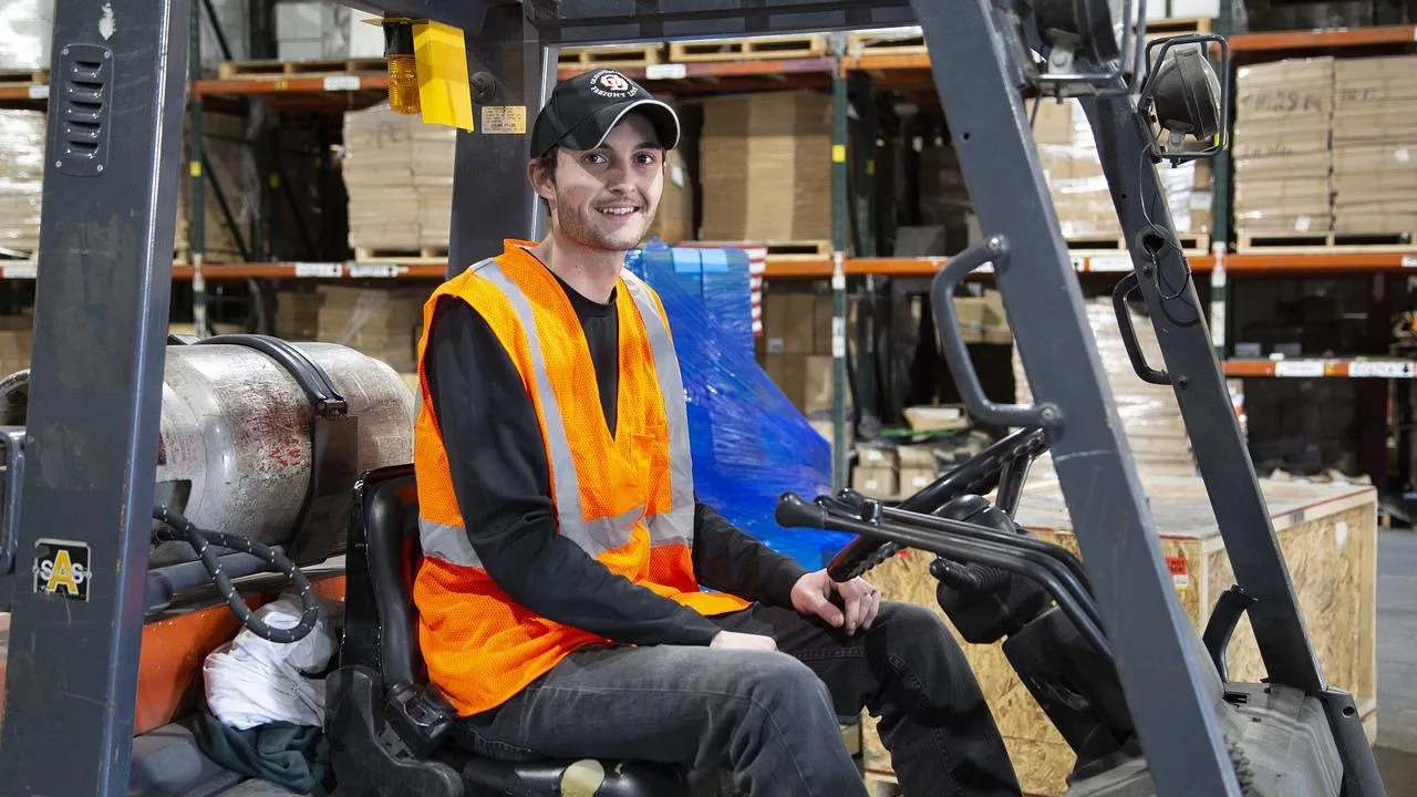 Comment bien choisir son pantalon de travail pour le bricolage ?