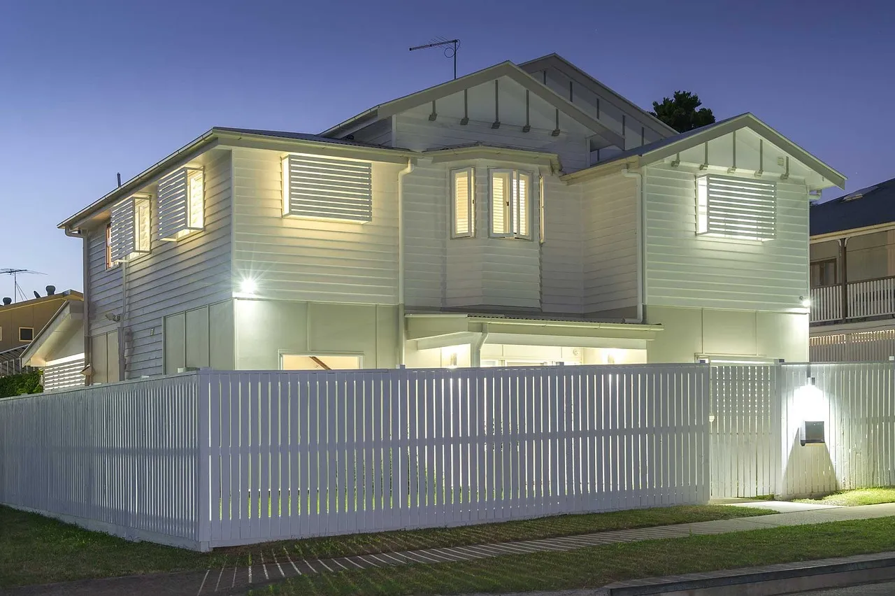 Conseils pratiques pour une extension de maison en parpaing réussie