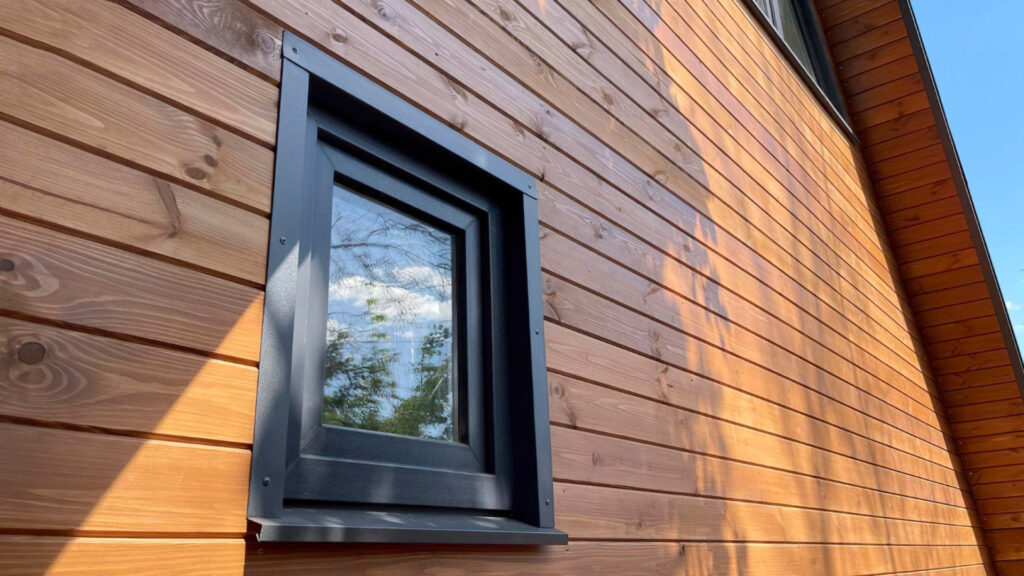 Pourquoi opter pour du bardage bois vertical pour votre maison ?