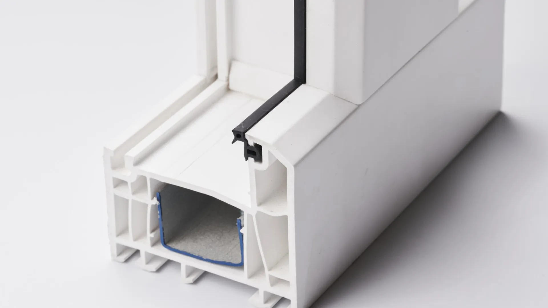 Construction et menuiserie : le rôle clé des profilés PVC dans les bâtiments