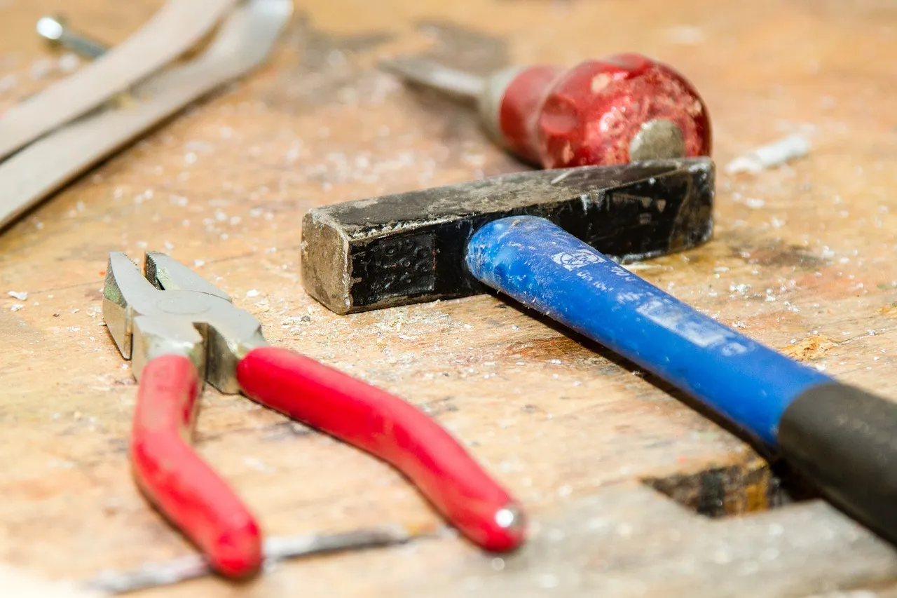 Le secret des bricoleurs à domicile : ces astuces maison qui vont vous étonner