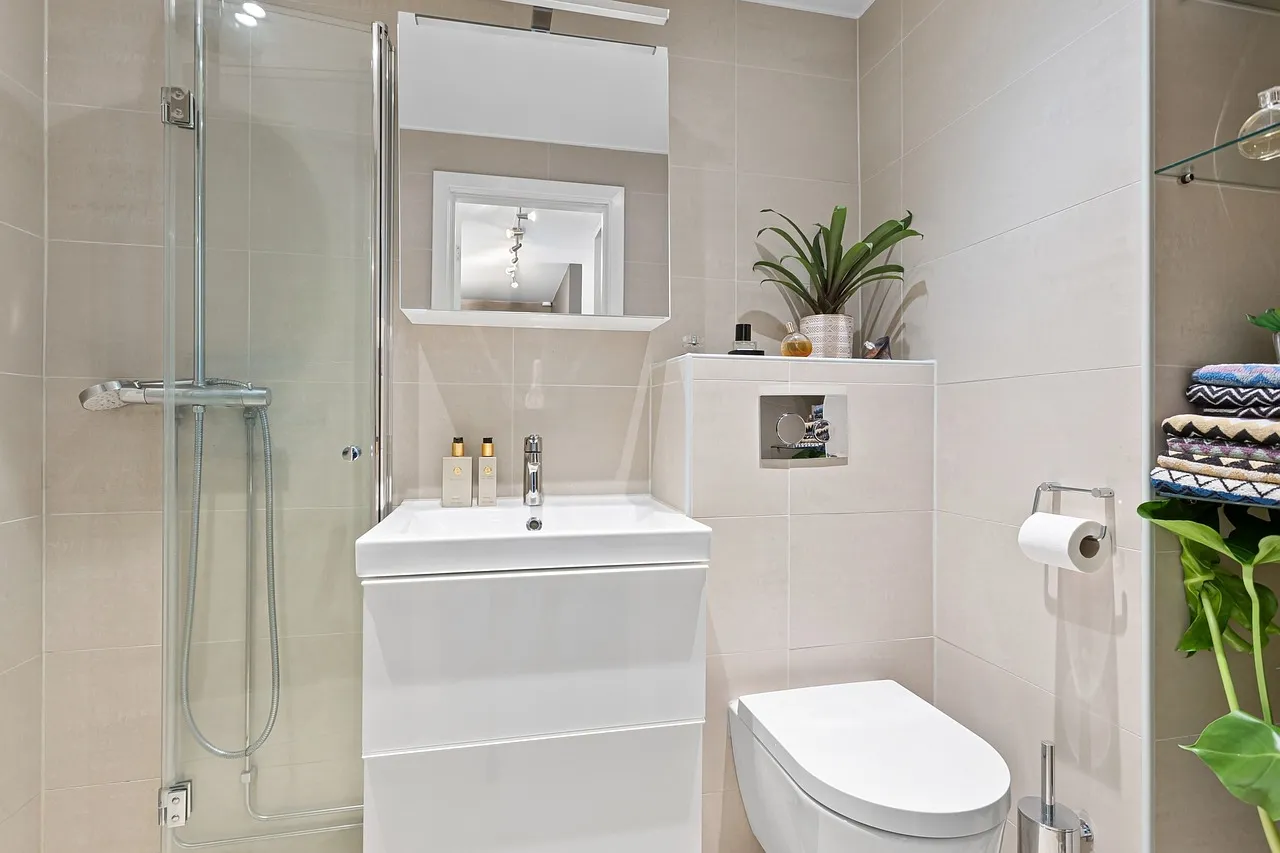 Créer une salle de bain fonctionnelle : comment installer un WC sans évacuation ?