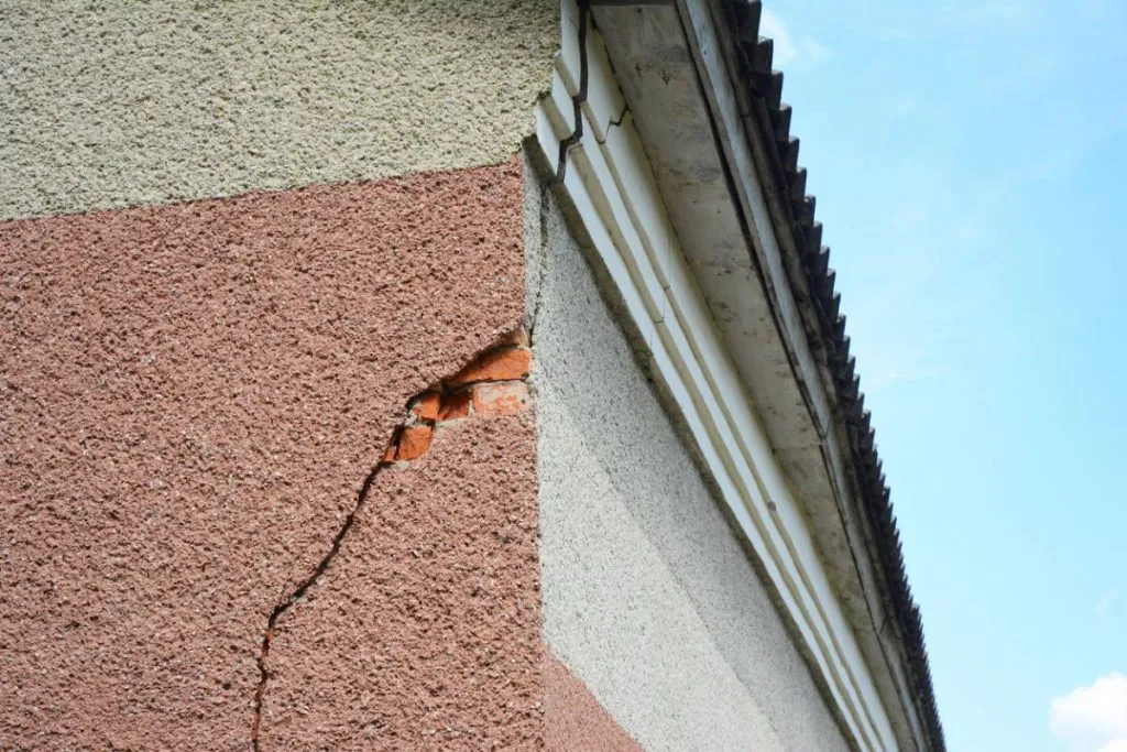 fissures maison consolidation sol