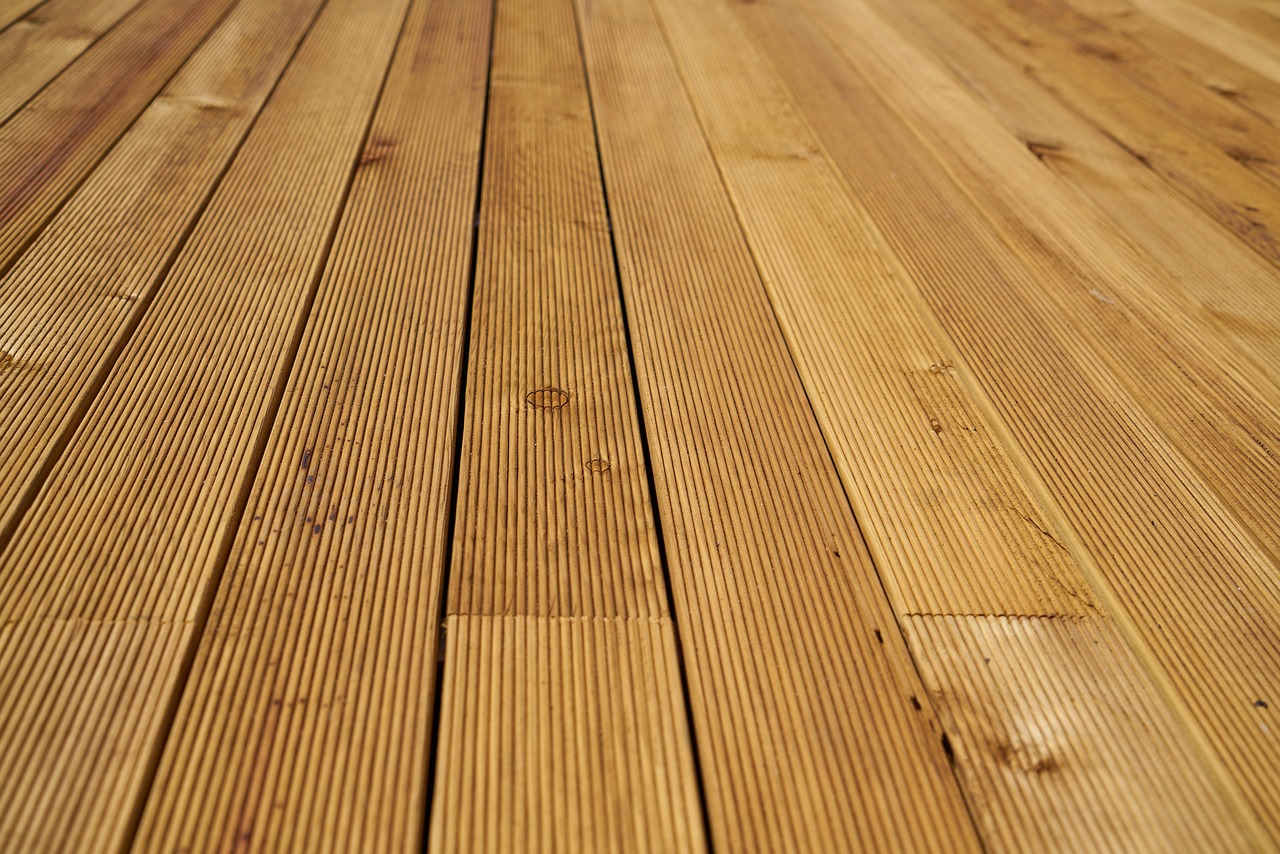 Tendance maison : comment choisir le type de parquet adapté à votre style d’intérieur ?