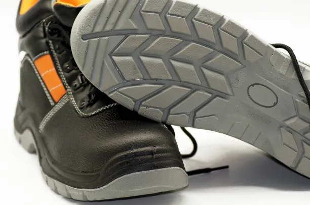 chaussures de sécurité montantes