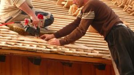 montage tuile en bois