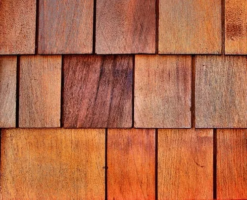 tuile en bois