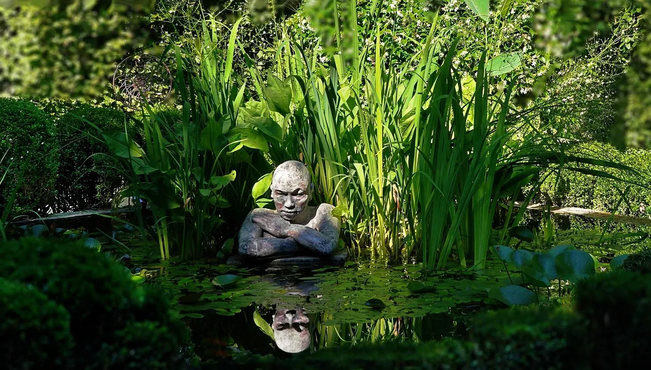 Détente assurée autour d’un bassin d’ornement