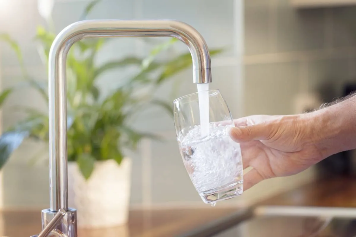 Désinfection UV de l’eau : purifier sans altérer les minéraux
